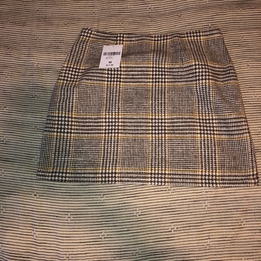 Plaid mini-skirt